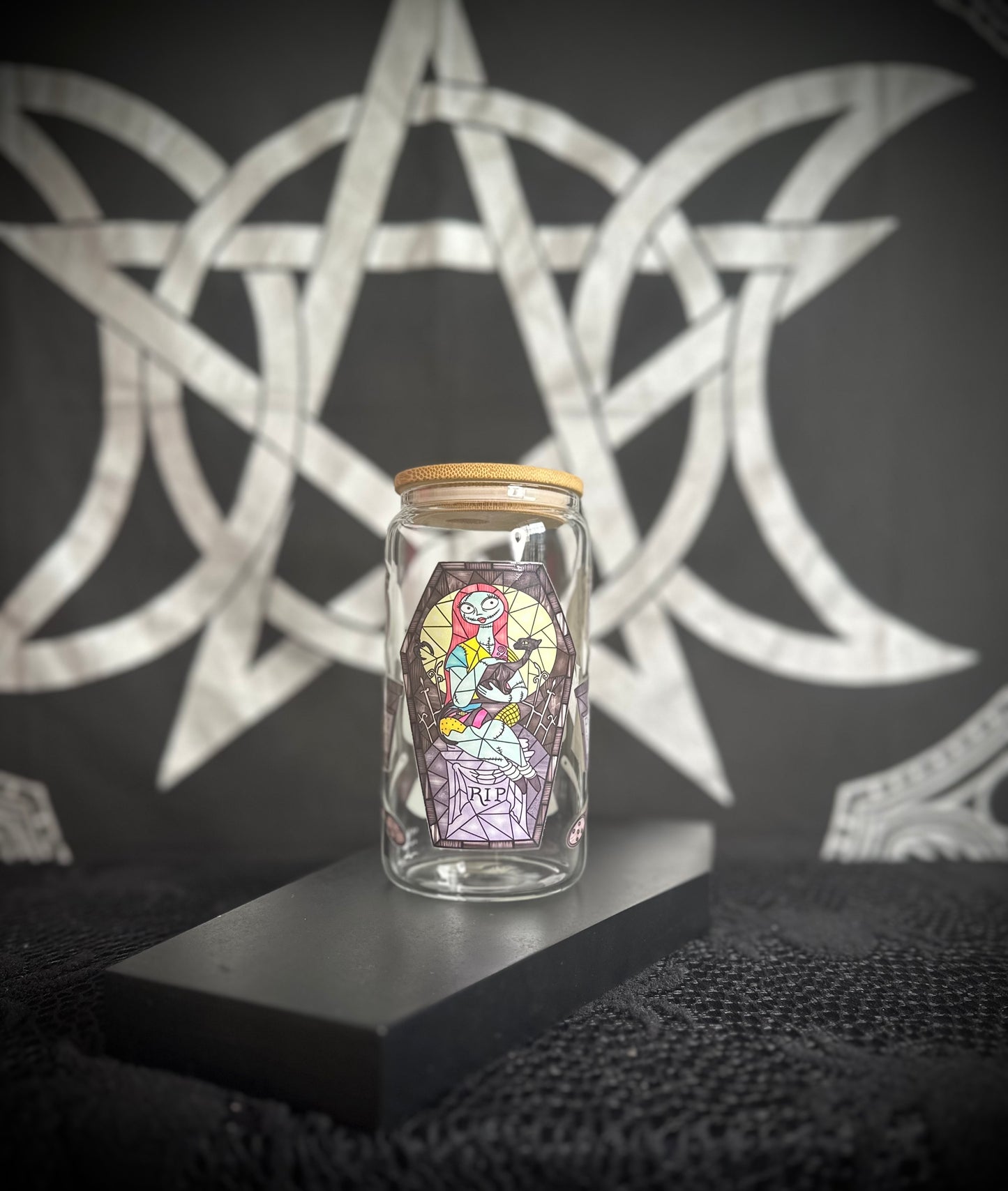 Nightmare Queen - 16oz Glass Can