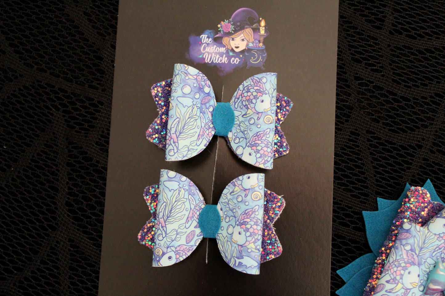 Book Fish - Bow Set