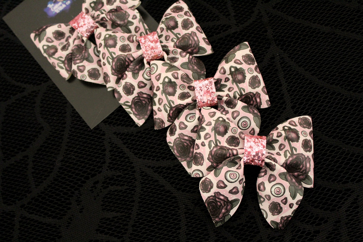 Seeing Roses - Sailor Bow